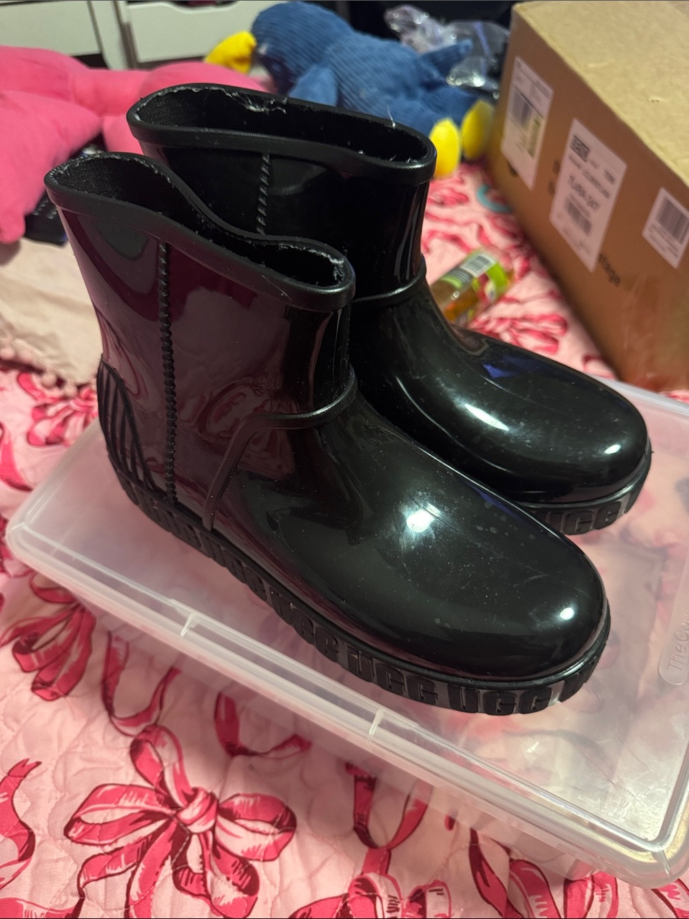 Ugg Black Rain Boots - Durable Waterproof Ankle Boots sz 9